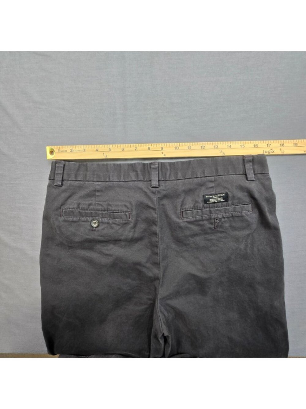 Banana Republic 33x32 Mens Chino Pants Aiden Straight Fit Gray Casual - Picture 6 of 6